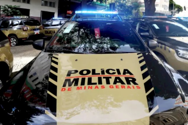 Mulher mata homem para defender amiga de tentativa de feminicídio e é presa em Contagem